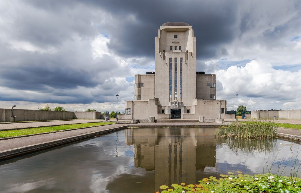 Radio Kootwijk, het monumentale zendgebouw op de Veluwe bij Apeldoorn