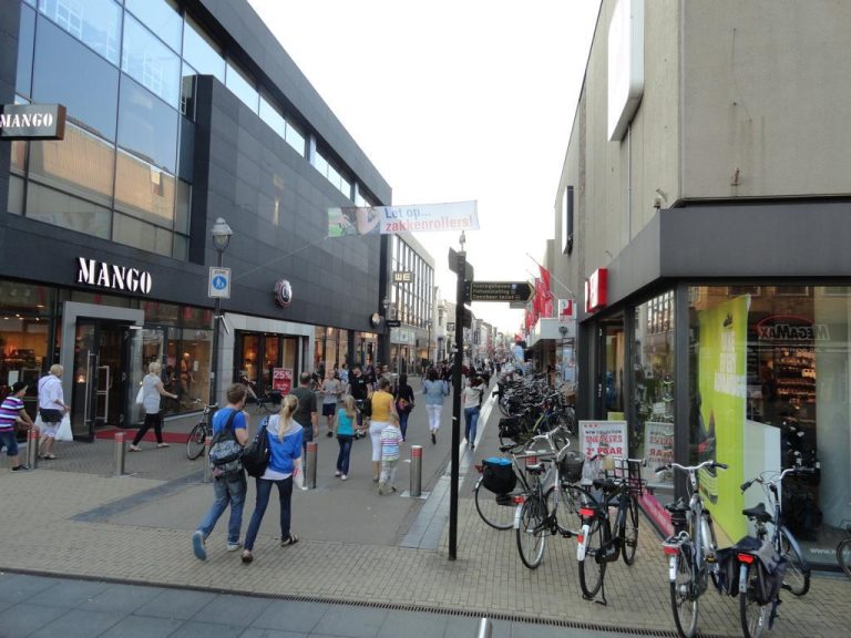 Veluwse Streekmarkt — Markten in Apeldoorn