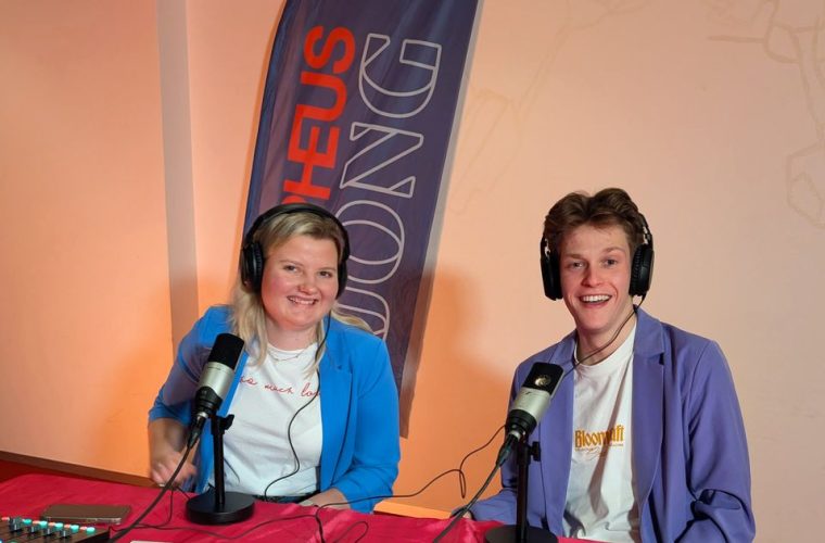 Orpheus Jong presenteert live podcast Curtain Call in de Altioszaal Apeldoorn met castleden van musicals
