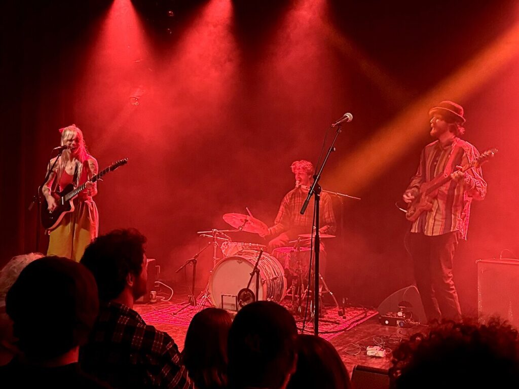 From//October | Muziekcafé in Apeldoorn