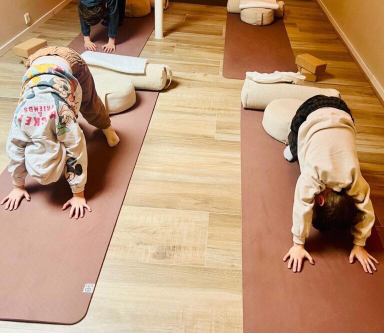 Ouder & Kind Yoga met Vos en Haas — familie-kids in Apeldoorn